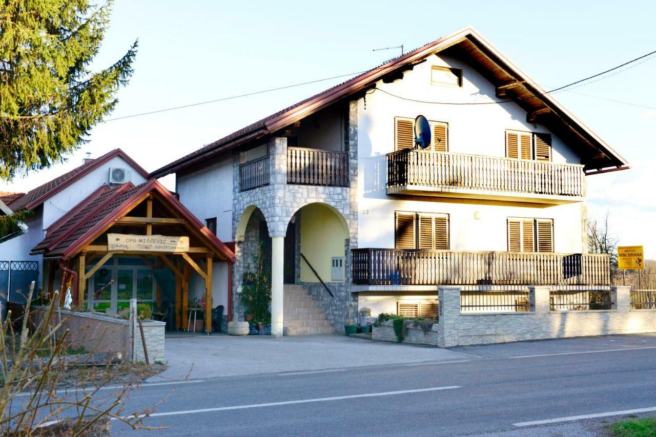 Apartmani Miscevic Josipdol Bagian luar foto