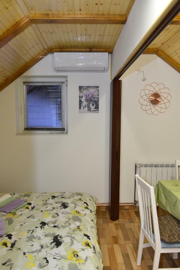 Apartmani Miscevic Josipdol Bagian luar foto